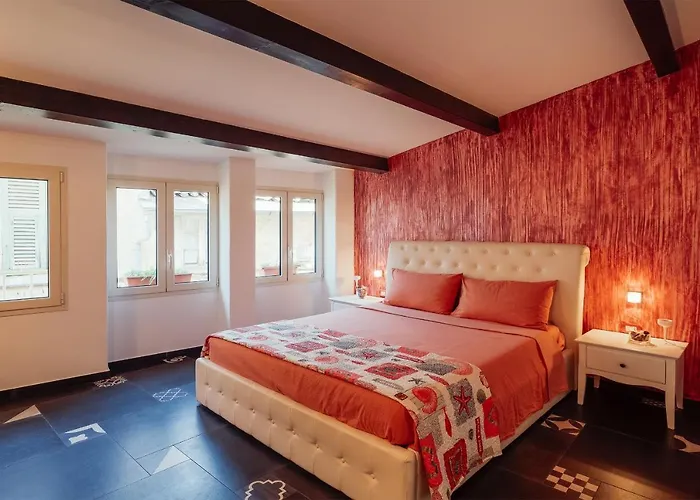 Costiglioli Central & Elegant Duplex
